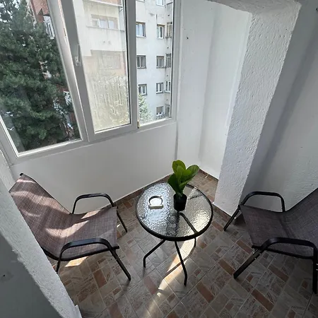 Night Apartment, 3 Camere, 3 Balcoane, Untold * קלוז'-נאפוקה
