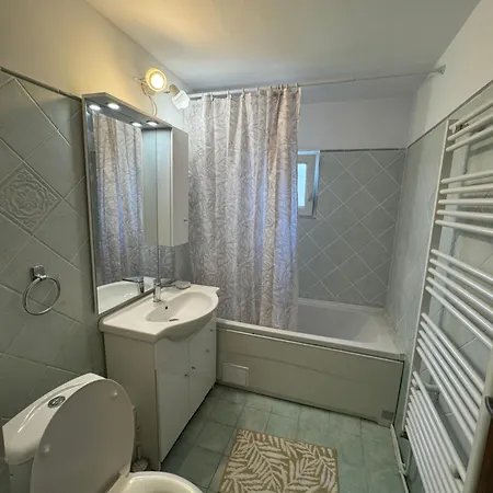 דירה Night Apartment, 3 Camere, 3 Balcoane, Untold קלוז'-נאפוקה